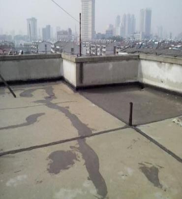 龙江漏水维修 楼顶漏水是什么原因，楼顶漏水维修方法是什么?